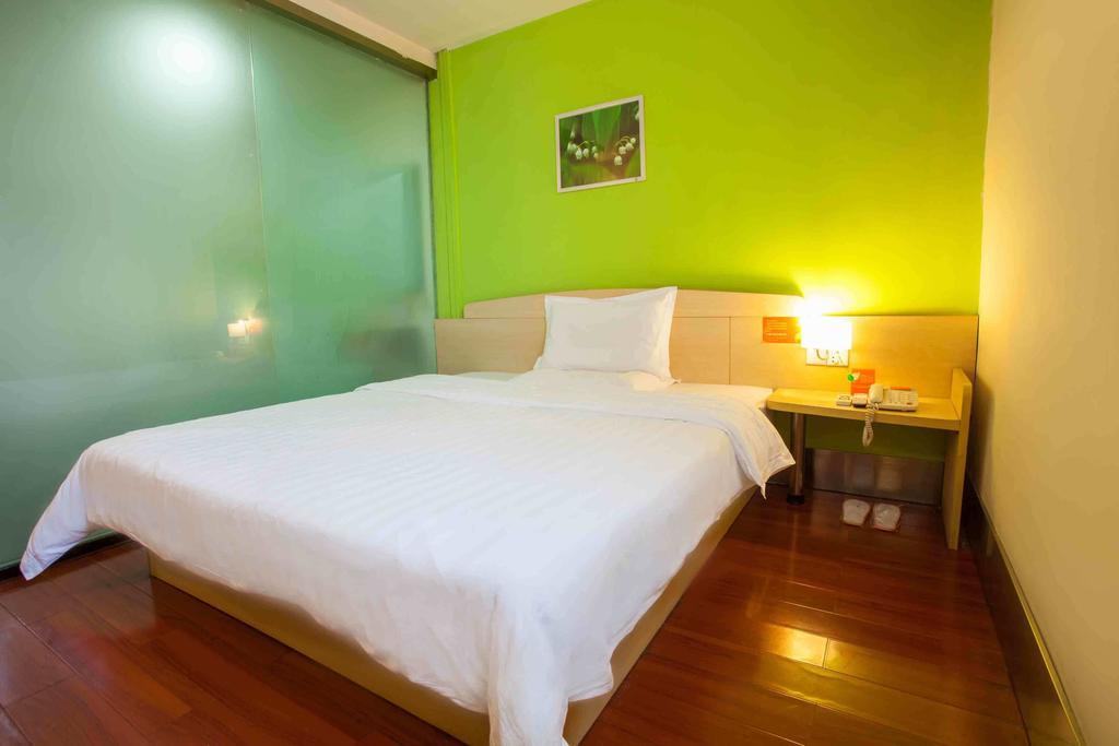 7Days Inn Chengdu Wuda Garden Номер фото