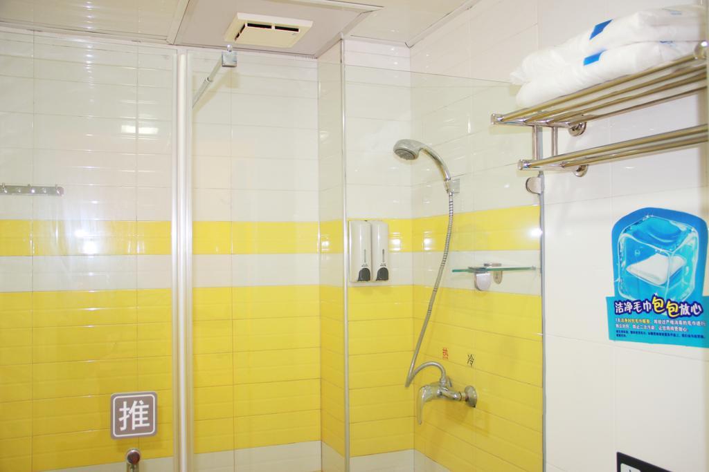 7Days Inn Chengdu Wuda Garden Экстерьер фото