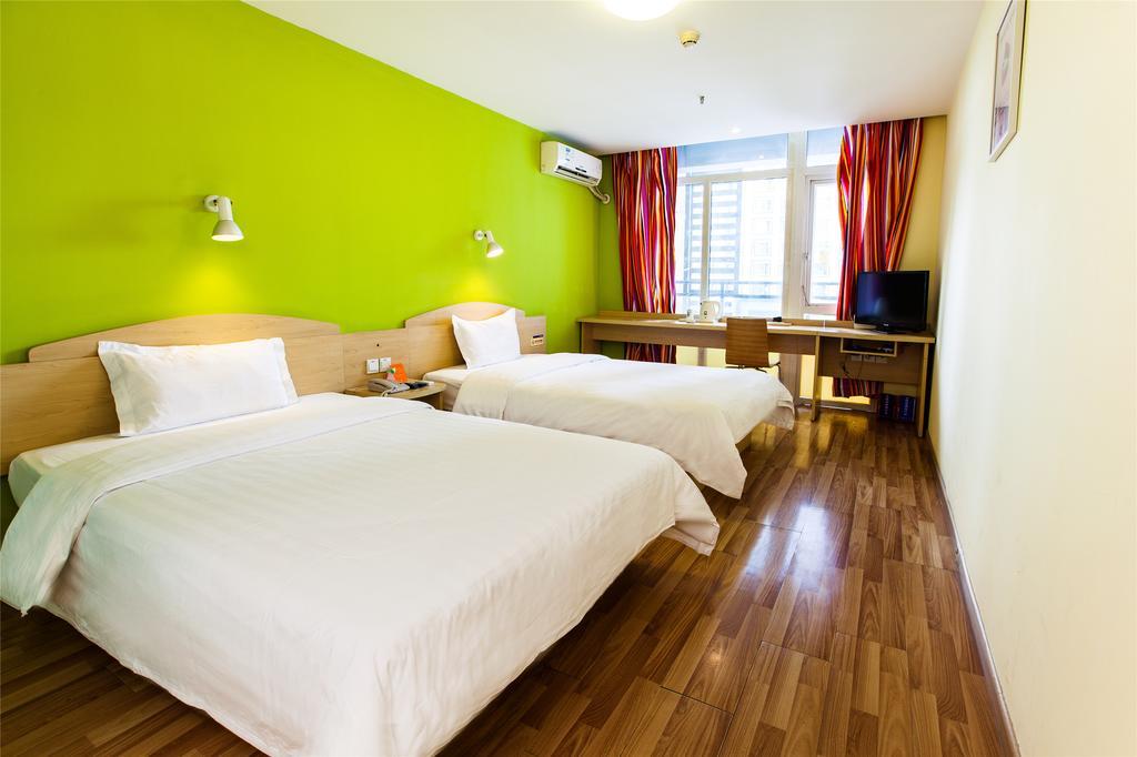7Days Inn Chengdu Wuda Garden Номер фото