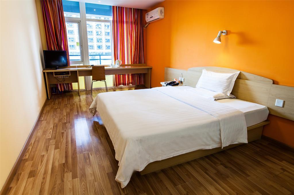 7Days Inn Chengdu Wuda Garden Экстерьер фото
