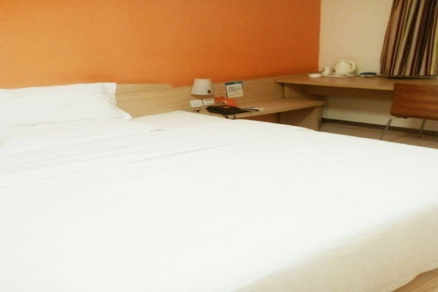7Days Inn Chengdu Wuda Garden Экстерьер фото